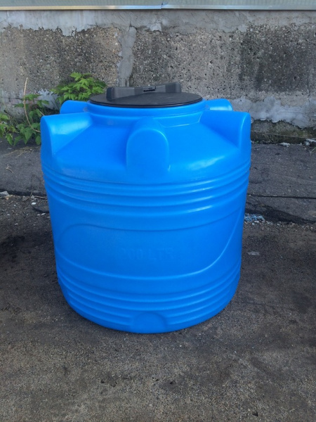 Емкость V 200 литров (черный)